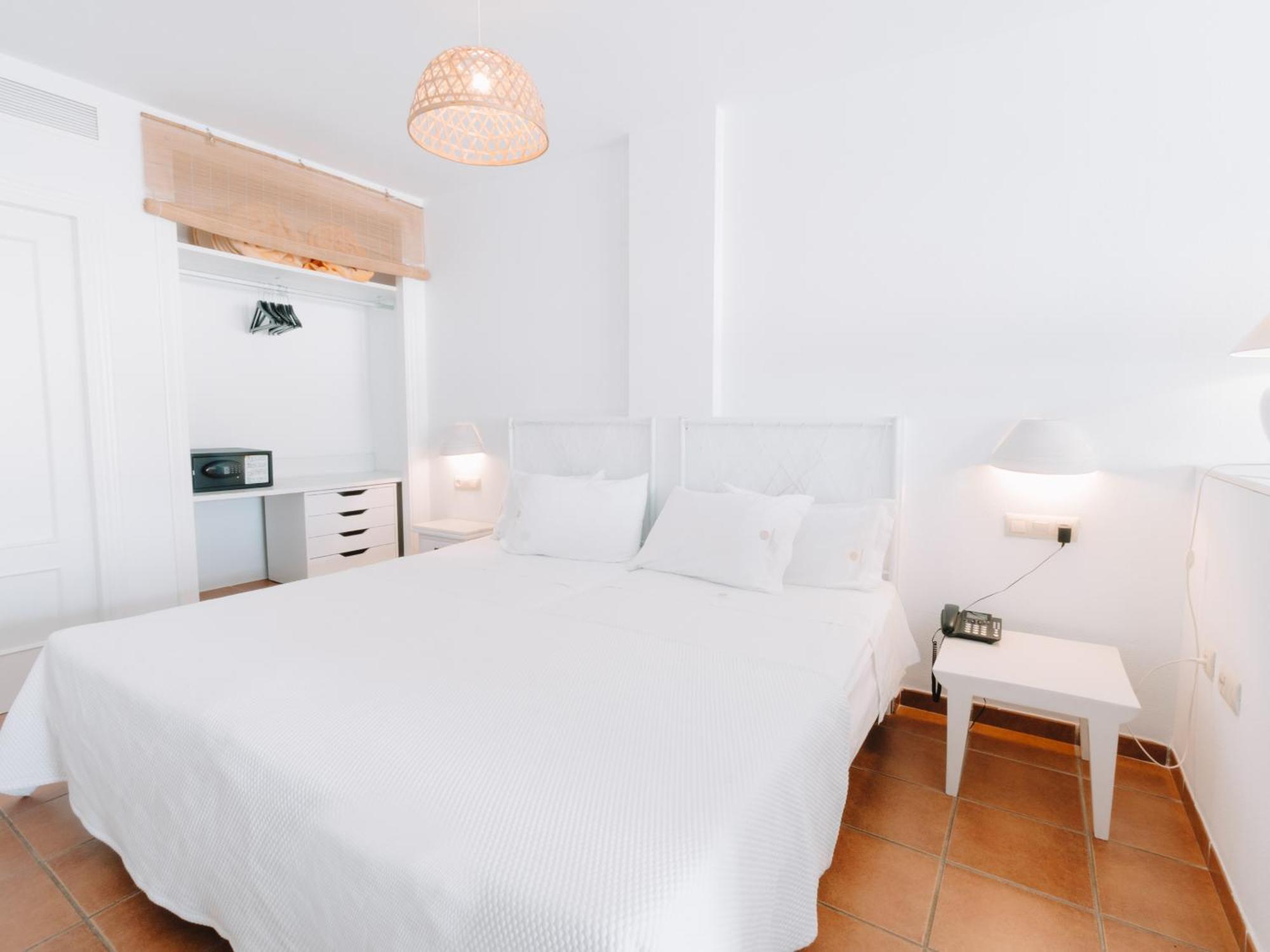 Hostal Del Cabo Sant Josep de sa Talaia Exteriér fotografie